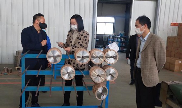 鄂州市市委常委、統戰部部長(cháng)鄒霞 蒞臨湖北昌利公司調研